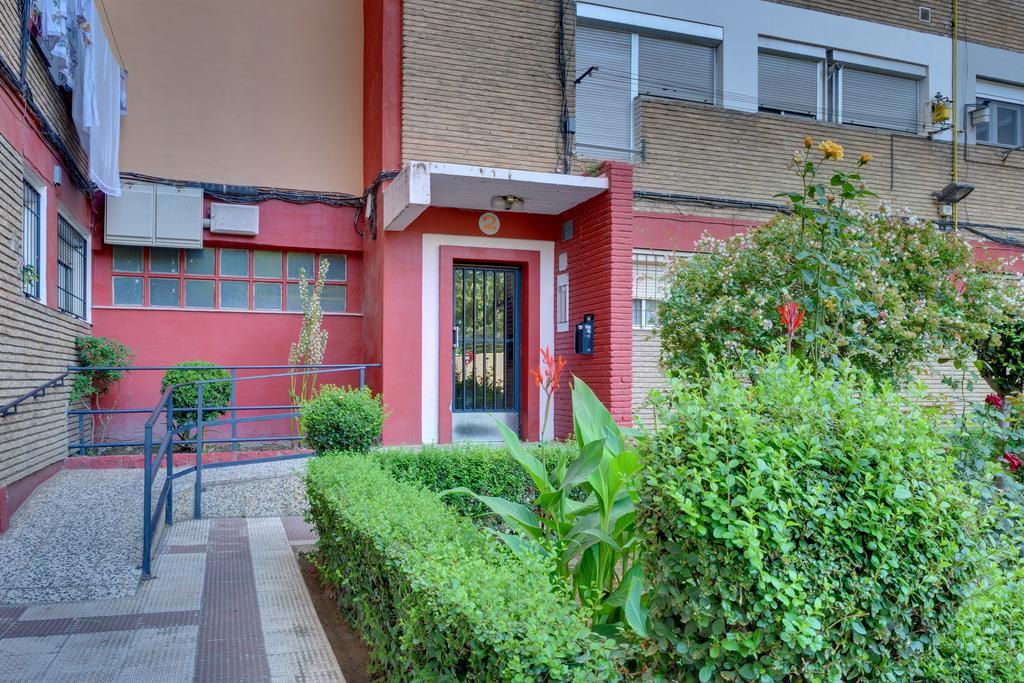 Apartamentos San Lázaro Saragoça Exterior foto
